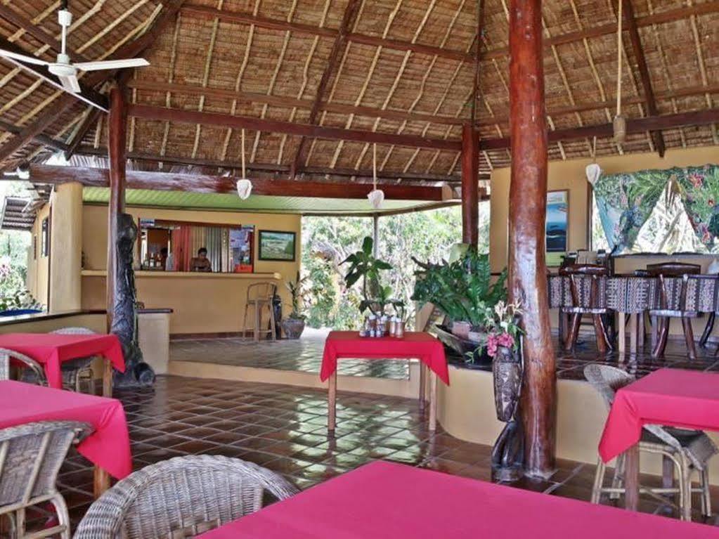 Casa Rosa Taytay Hotell Palawan Exteriör bild
