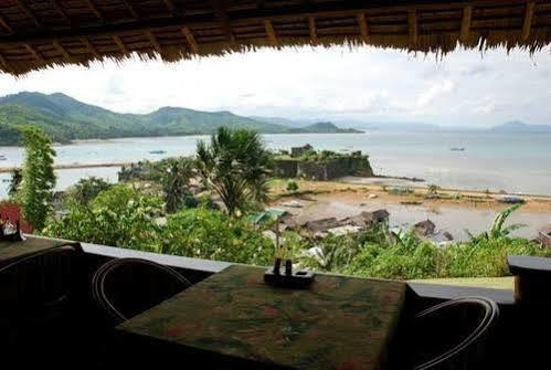 Casa Rosa Taytay Hotell Palawan Exteriör bild