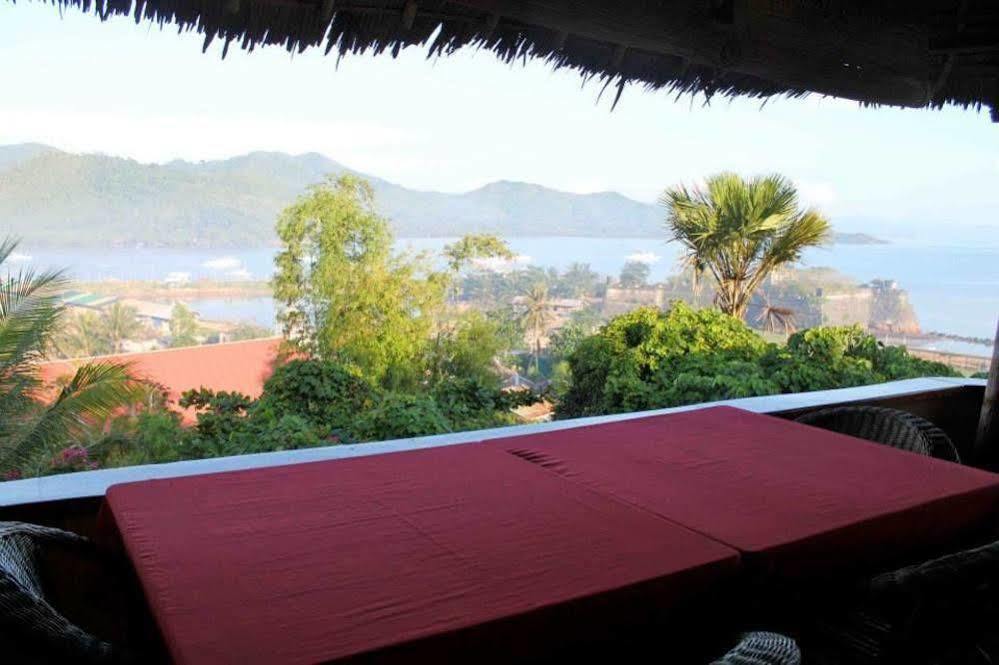 Casa Rosa Taytay Hotell Palawan Exteriör bild